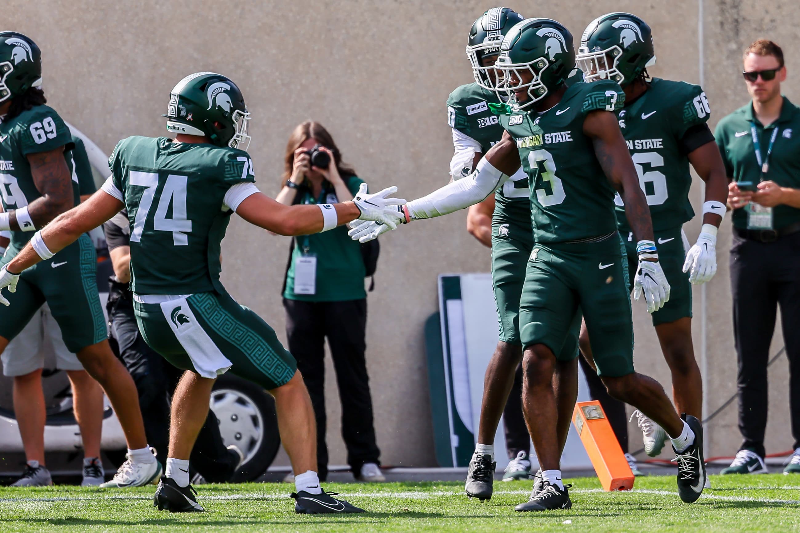 Game Preview: Michigan State faces No. 3 Notre Dame as the battle for the Megaphone Trophy is revived 