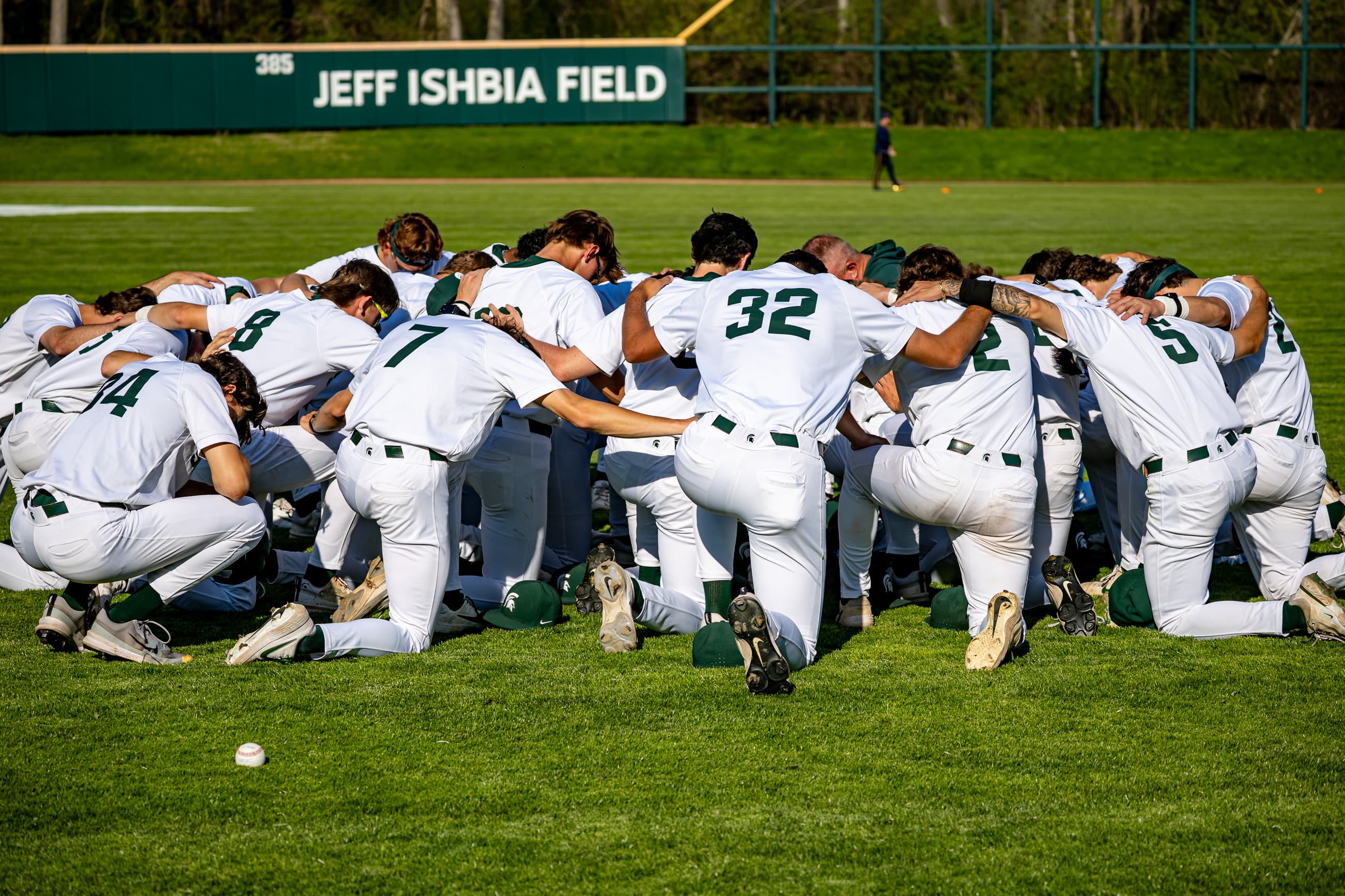Spartans fall to Notre Dame after series win in Washington article image from Spartans Illustrated