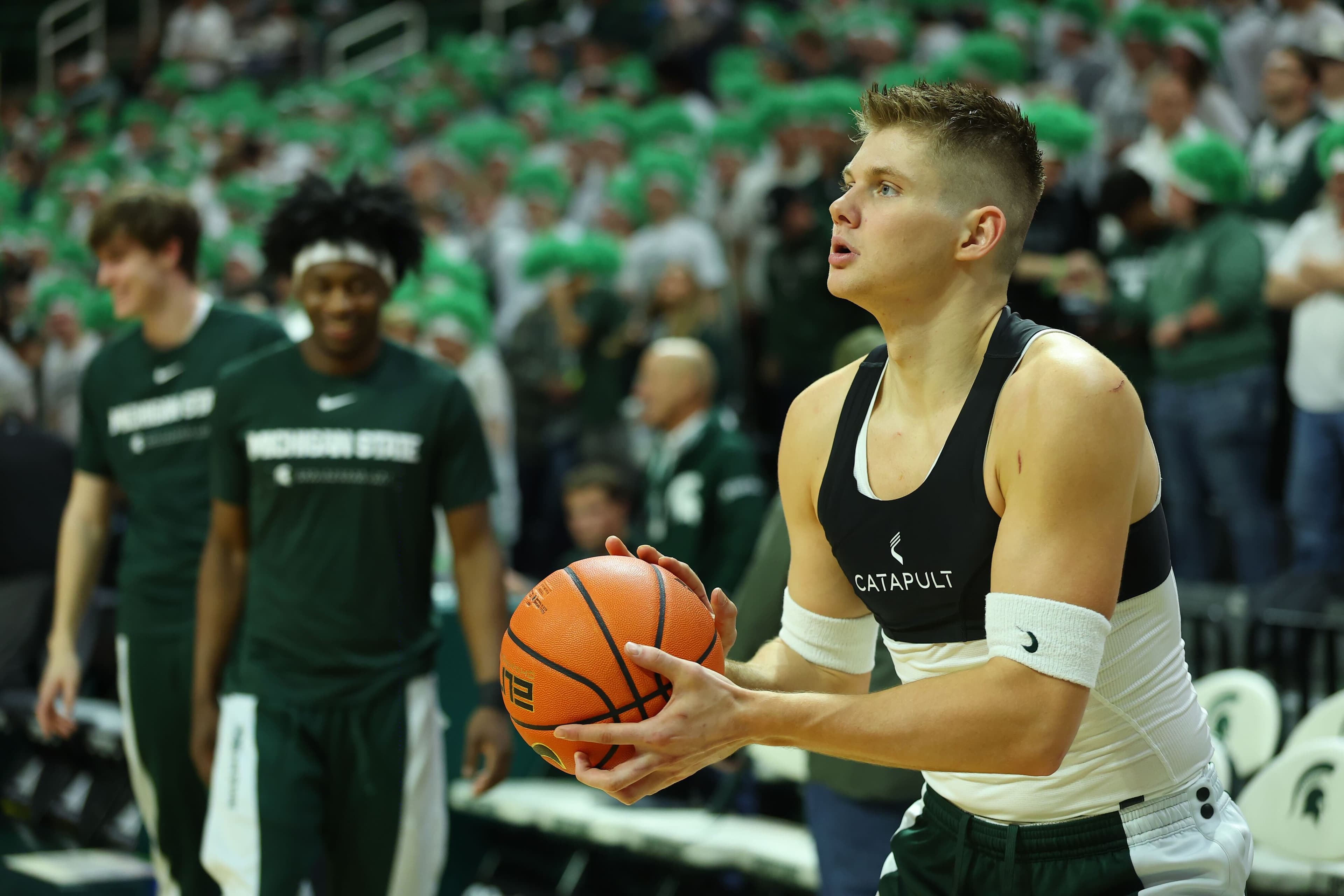 Jaxon Kohler arrives early, shoots alone, and builds confidence during his pre-game ritual article image about Michigan State Basketball