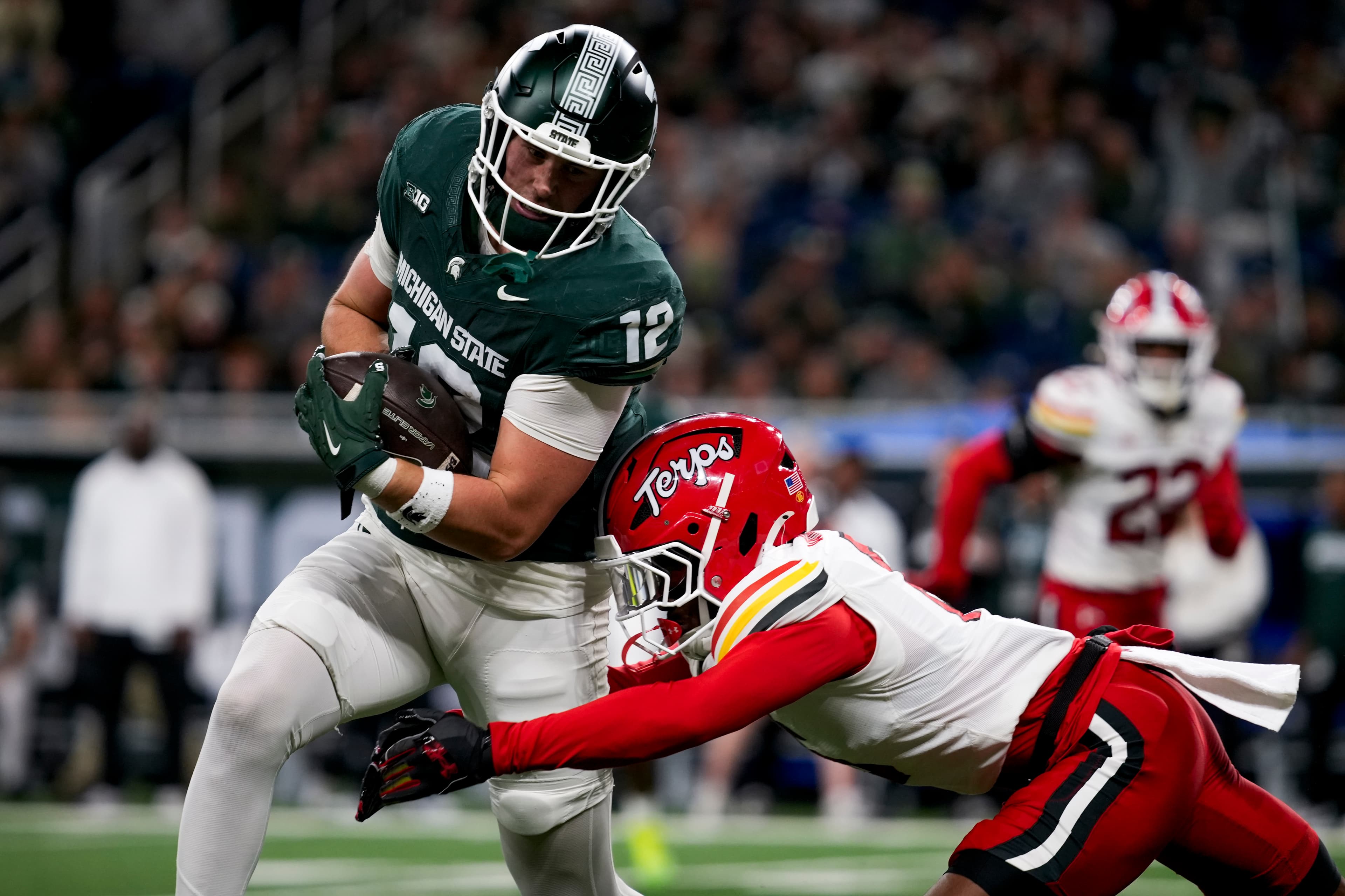 Michigan State ends 2025 season with a 38-28 win over Maryland to stop losing streak 