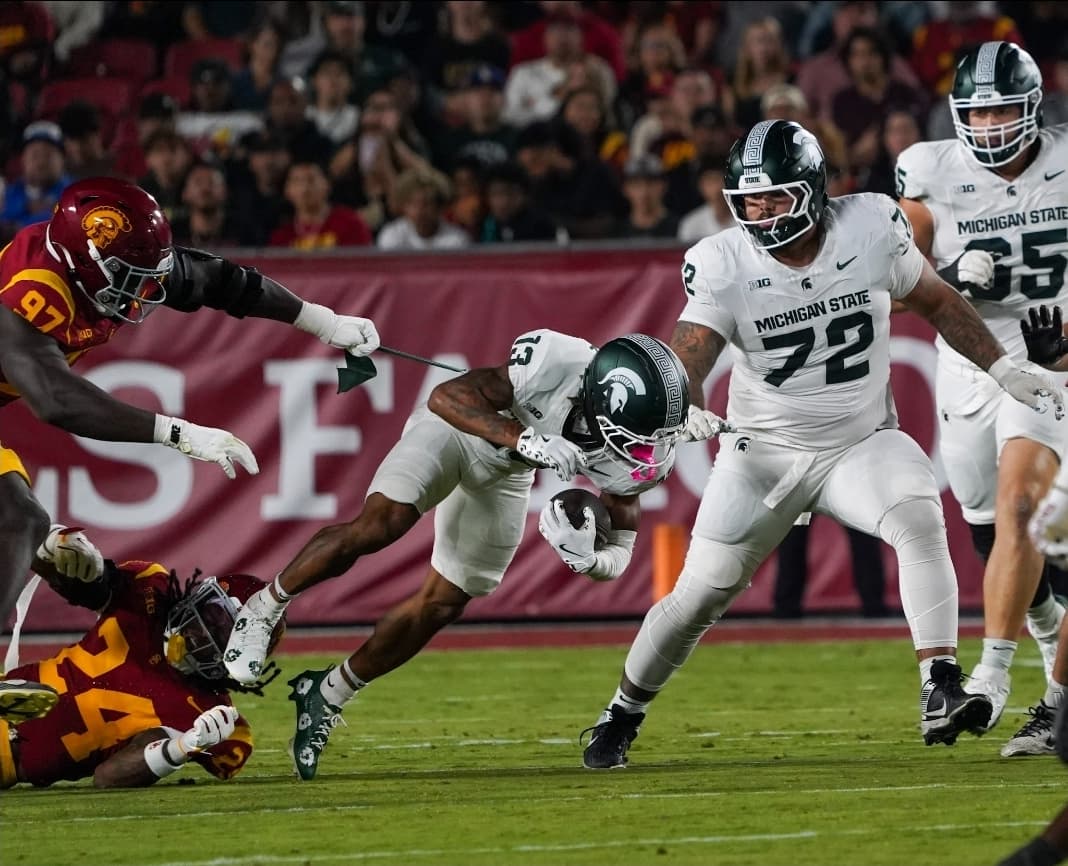 Spartans fight, but ultimately run out of answers in LA article image from Spartans Illustrated