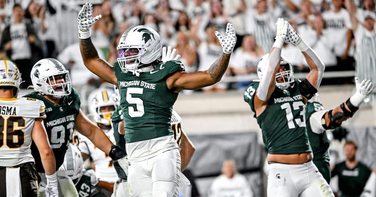 Though far from perfect, Michigan State's defense is addicted to stopping the run article image from Spartans Illustrated
