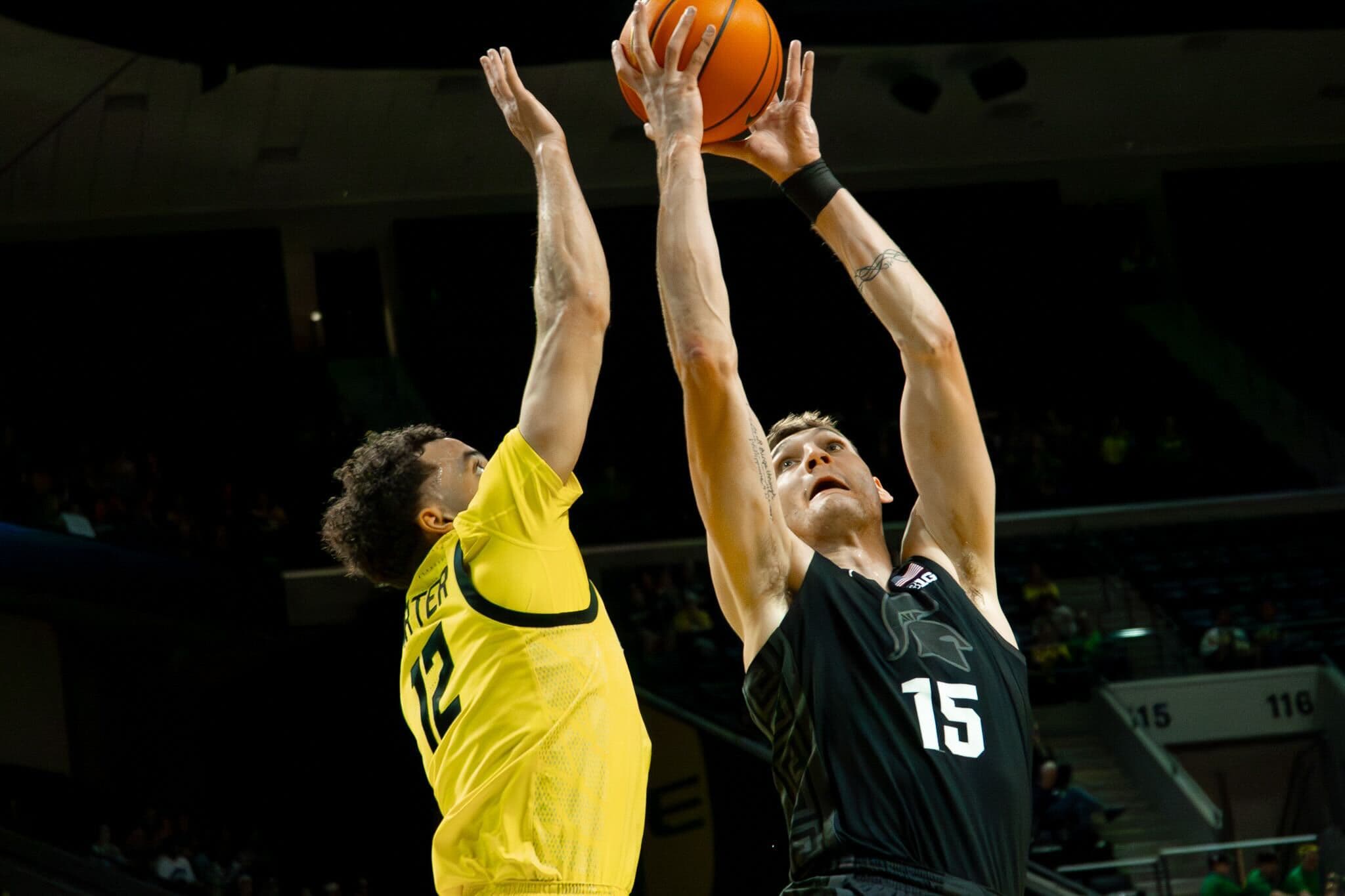 Michigan State beats Oregon, 68-52, off a career-high night from Carson Cooper article image about Coen Carr