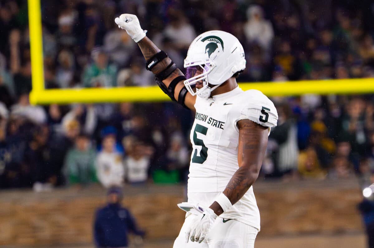 Jordan Hall's 13 tackles told only part of his story at Notre Dame article image about Pat Fitzgerald