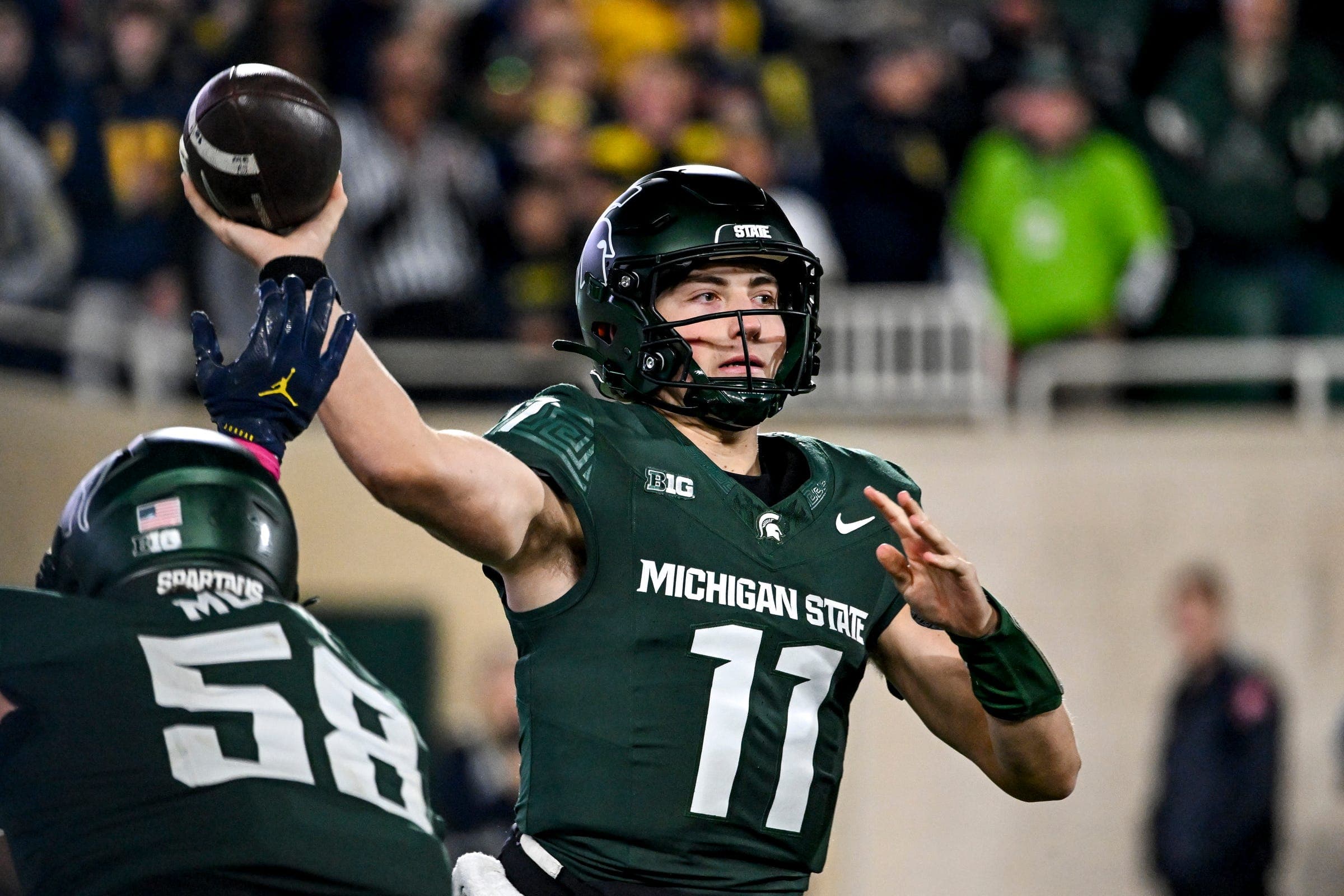 Alessio Milivojevic will start at quarterback for Michigan State versus Minensota article image about Aidan Chiles