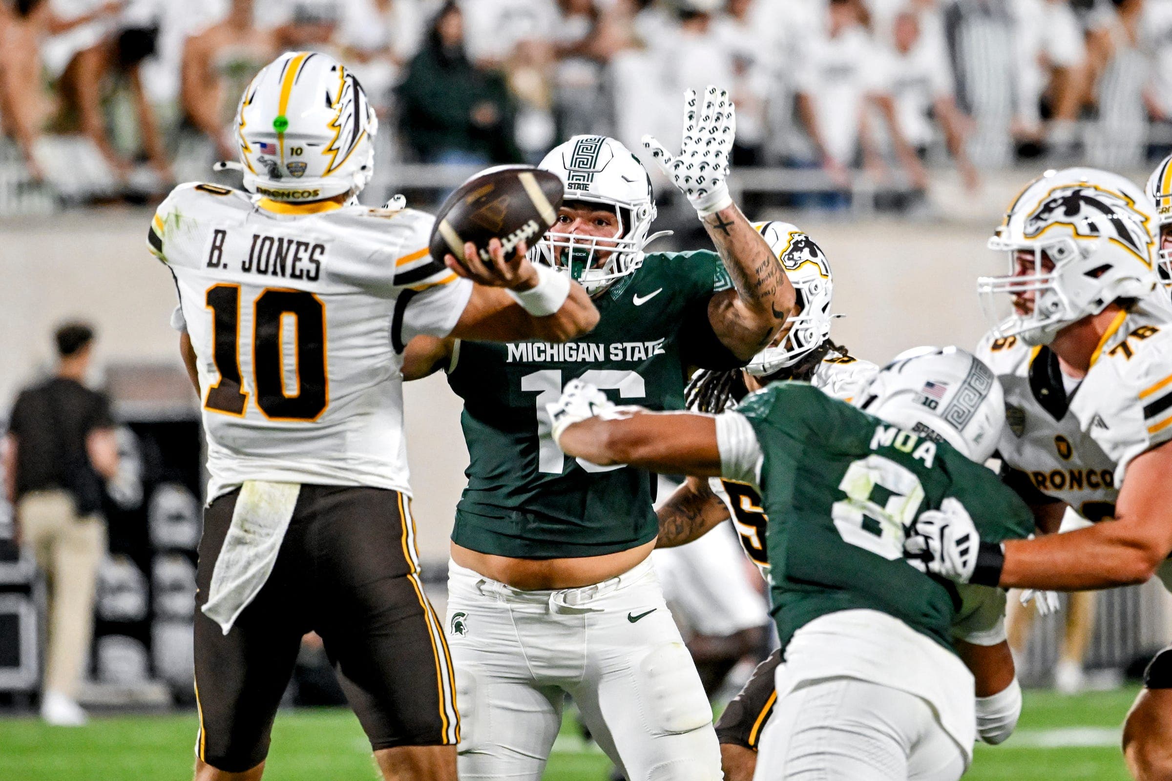 Kicking off Fatherhood: MSU's Grady Kelly’s most important role yet, and a new motivation article image about Legi Suiaunoa