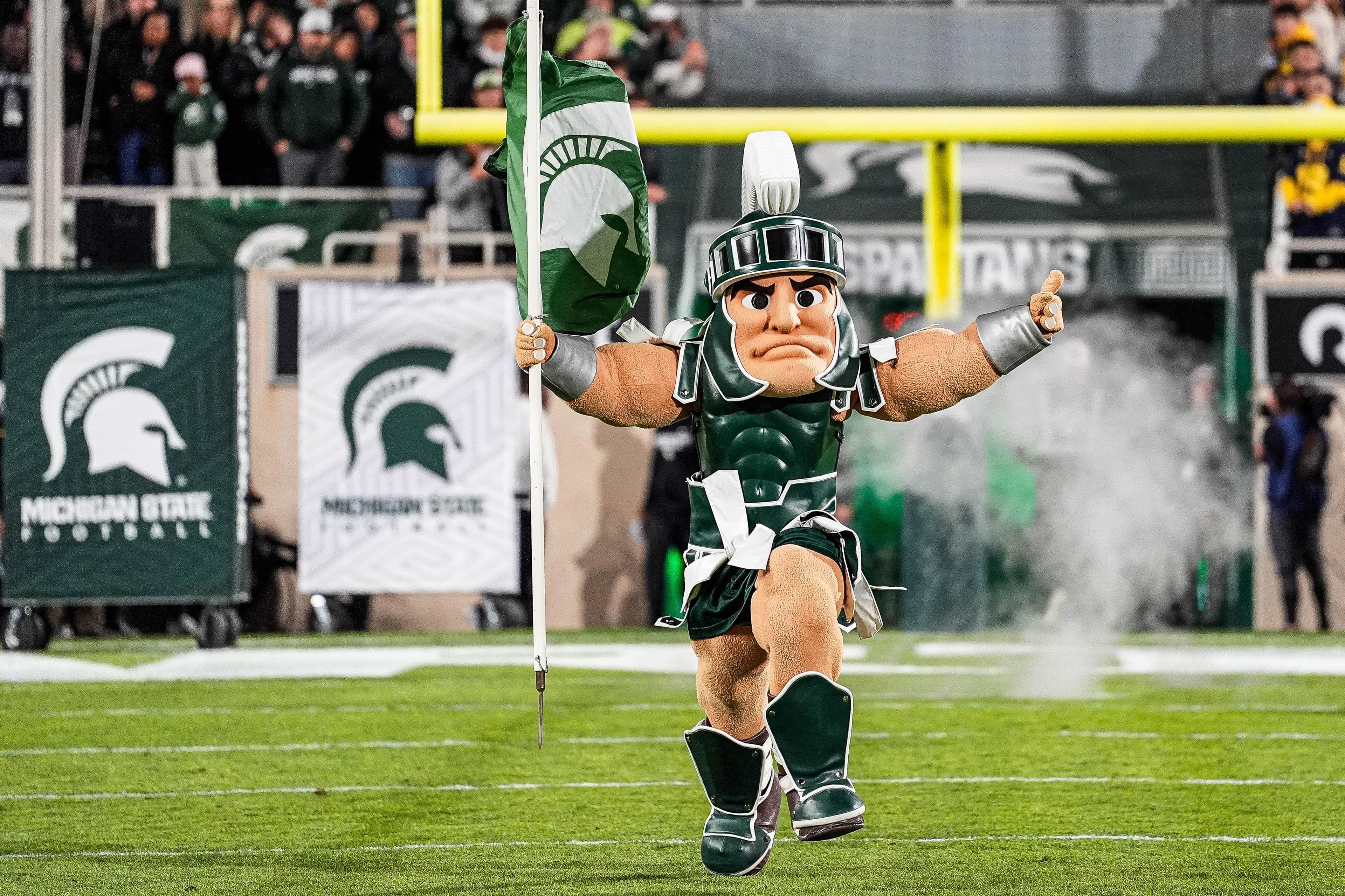 Michigan State Transfer Portal Tracker: Who is coming and who is going? article image about Alex VanSumeren